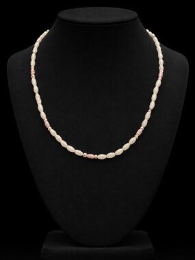Vintage Delicate Cream and Pink Freshwater Pearl Necklace